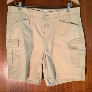 Woman’s Stretch Cargo Shorts